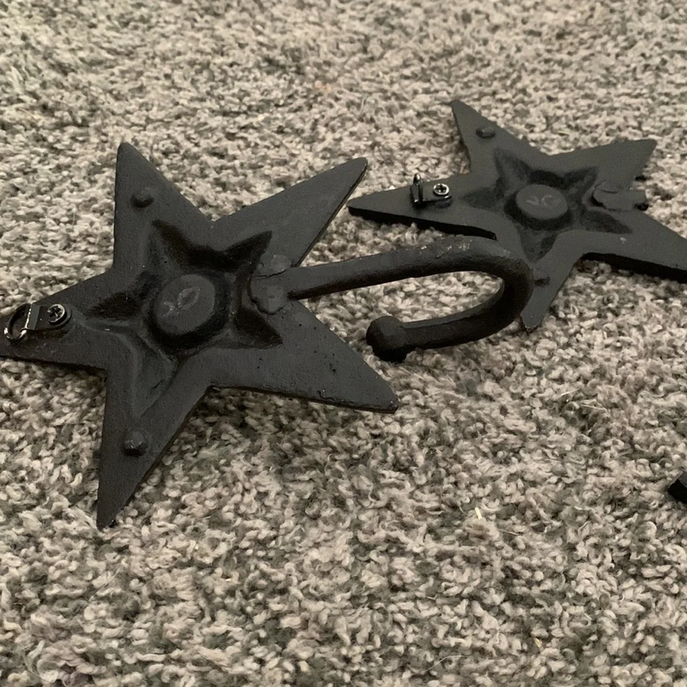 Cast iron star decor hook